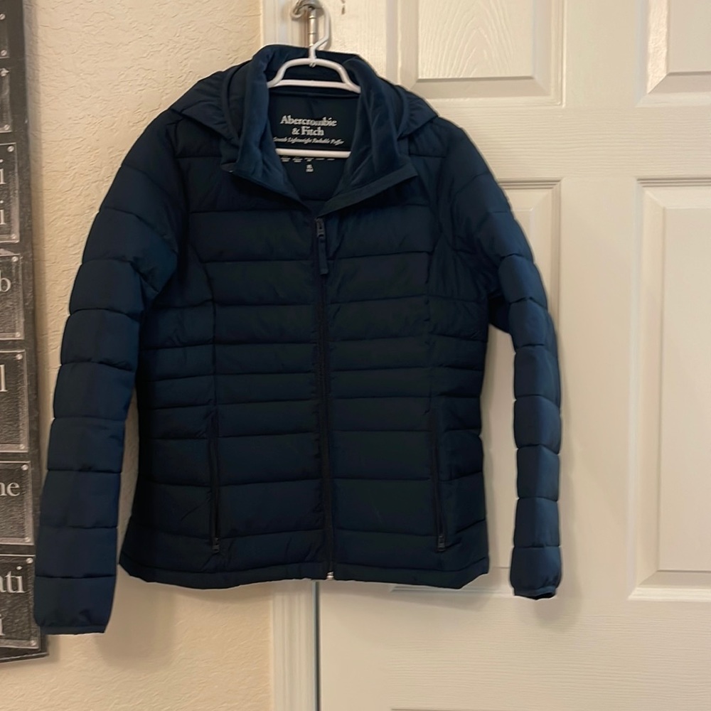 Abercrombie & Fitch stretch packable puffer navy